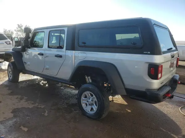 1C6JJTBM2PL587711 2023 JEEP GLADIATOR - Image 2