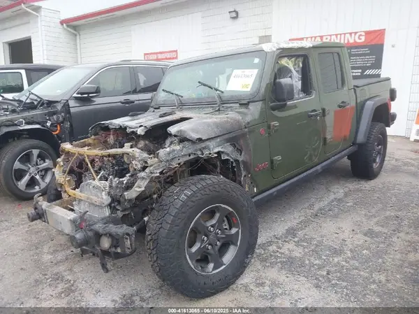 1C6JJTBM9NL151645 2022 JEEP GLADIATOR - Image 2