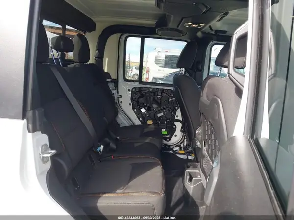 1C6JJTEG1PL565057 2023 JEEP GLADIATOR - Image 8