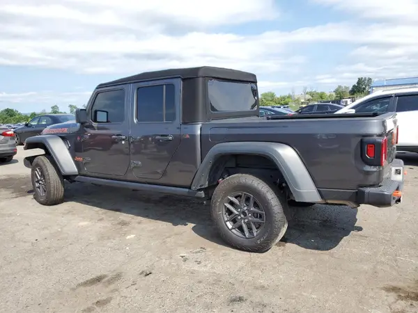 1C6JJTEG2PL566668 2023 JEEP GLADIATOR - Image 2