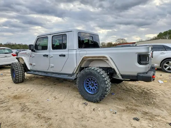 1C6JJTEG2PL570865 2023 JEEP GLADIATOR - Image 2