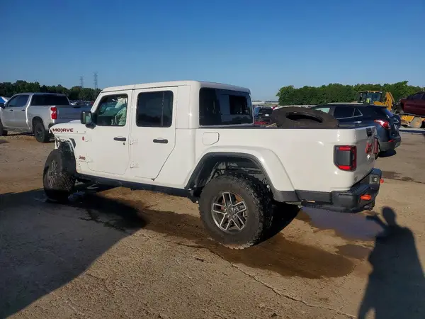 1C6JJTEG2RL116005 2024 JEEP GLADIATOR - Image 2