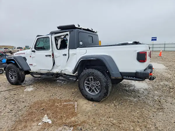 1C6JJTEG6RL103855 2024 JEEP GLADIATOR - Image 2