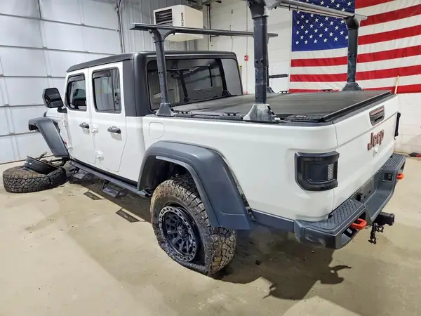 1C6JJTEG7PL553303 2023 JEEP GLADIATOR - Image 2