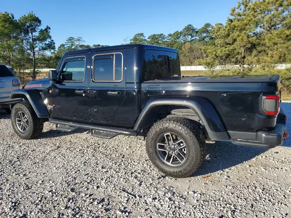 1C6JJTEG7RL112063 2024 JEEP GLADIATOR - Image 2