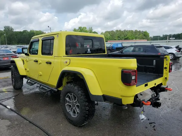 1C6JJTEG8RL104585 2024 JEEP GLADIATOR - Image 2
