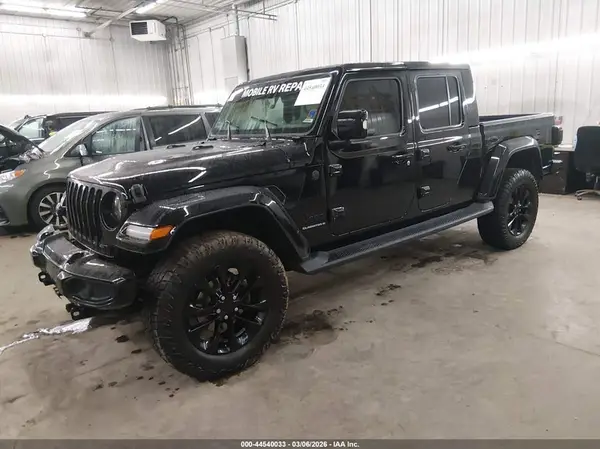 1C6JJTFM3PL585718 2023 JEEP GLADIATOR - Image 2