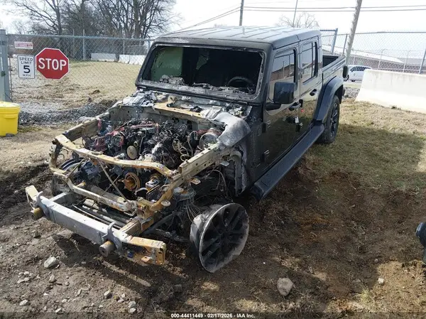 1C6JJTFM3PL594581 2023 JEEP GLADIATOR - Image 2