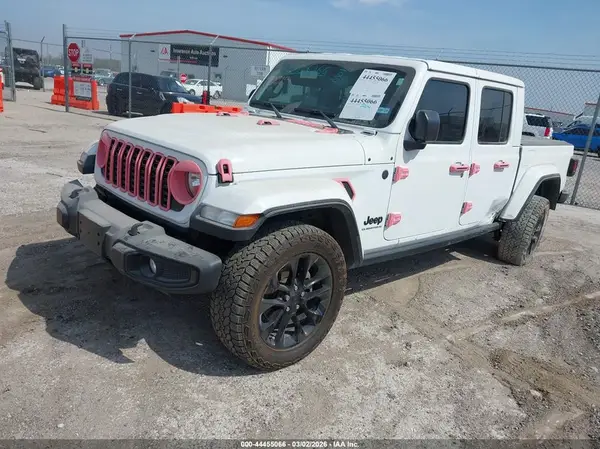 1C6PJTAG1SL510469 2025 JEEP GLADIATOR - Image 2