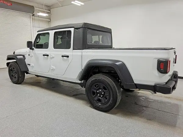 1C6PJTAG1SL515834 2025 JEEP GLADIATOR - Image 2