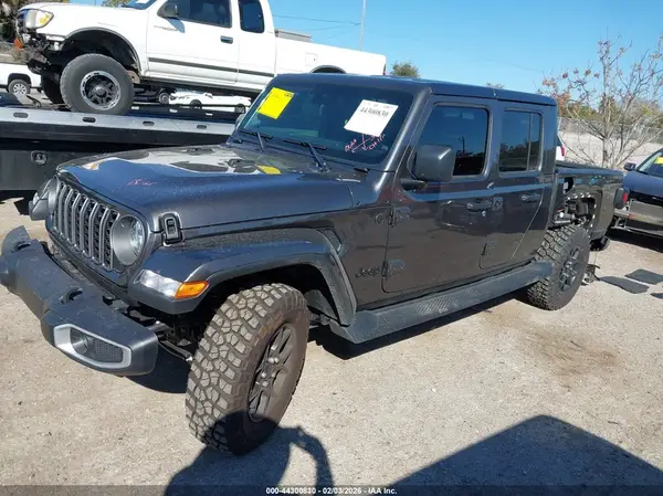 1C6PJTAG2SL539592 2025 JEEP GLADIATOR - Image 2
