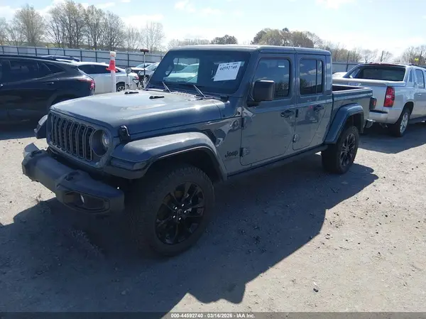 1C6PJTAG3SL510439 2025 JEEP GLADIATOR - Image 2