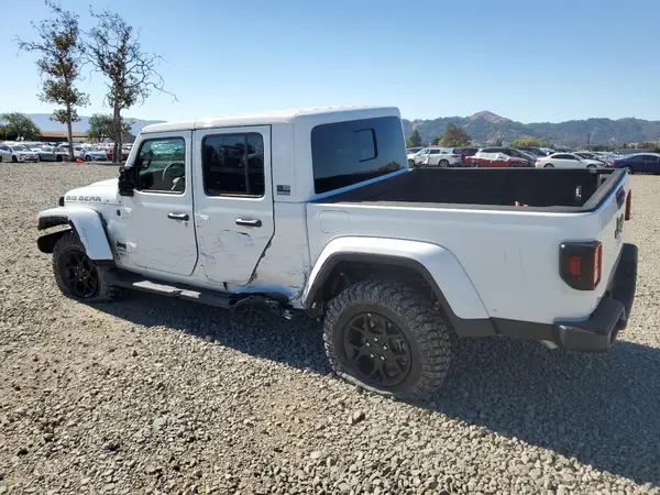 1C6PJTAG3SL527211 2025 JEEP GLADIATOR - Image 2