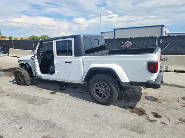 1C6PJTAG5SL523001 2025 JEEP GLADIATOR - Image 2