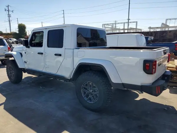 1C6PJTAG5TL163200 2026 JEEP GLADIATOR - Image 2