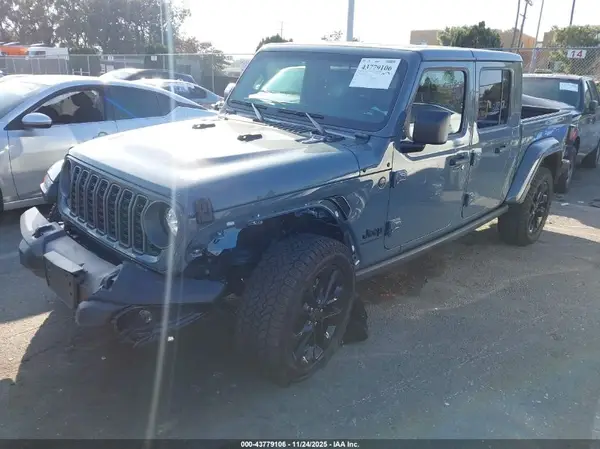 1C6PJTAG6SL503985 2025 JEEP GLADIATOR - Image 2