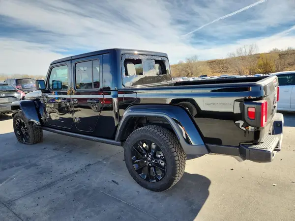 1C6PJTAG6SL504828 2025 JEEP GLADIATOR - Image 2