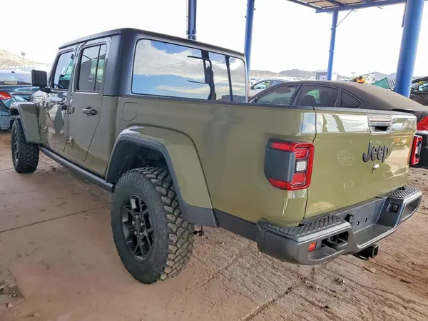 1C6PJTAG9SL515600 2025 JEEP GLADIATOR - Image 2