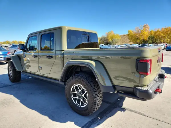 1C6RJTBG0SL531790 2025 JEEP GLADIATOR - Image 2
