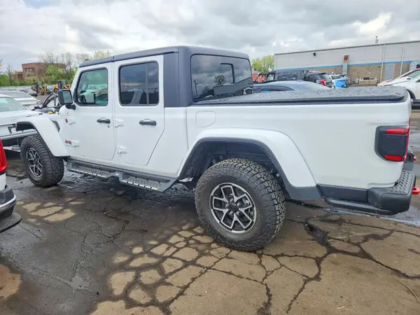 1C6RJTBG4SL539990 2025 JEEP GLADIATOR - Image 2