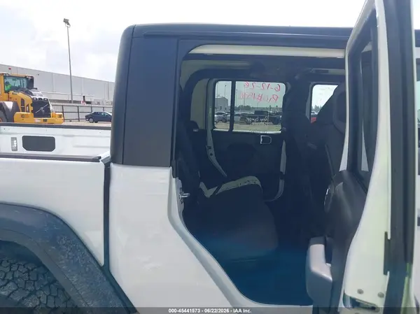 1C6RJTBG7TL164730 2026 JEEP GLADIATOR - Image 8