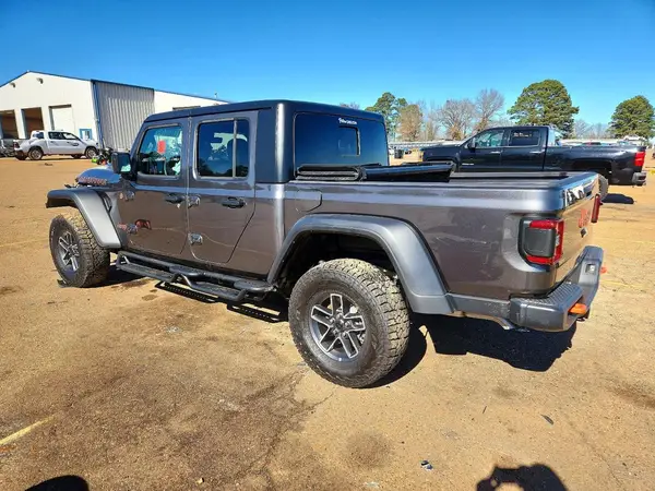 1C6RJTEG5SL504905 2025 JEEP GLADIATOR - Image 2