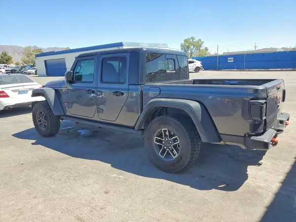 1C6RJTEG9SL506852 2025 JEEP GLADIATOR - Image 2