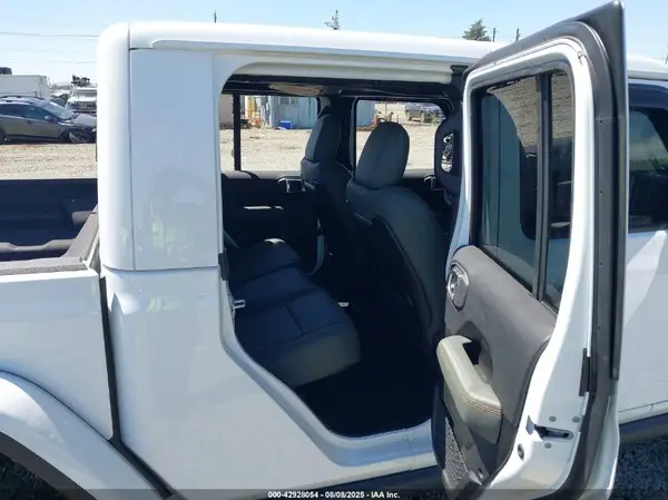 1C6RJTEGXSL505743 2025 JEEP GLADIATOR - Image 8