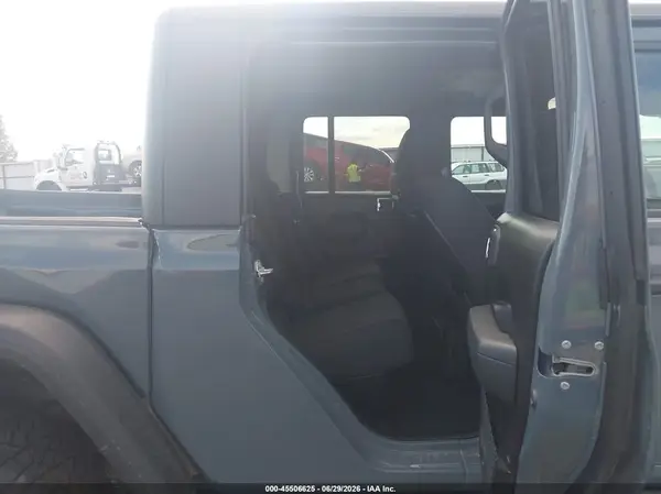 1C6RJTEGXTL162322 2026 JEEP GLADIATOR - Image 8