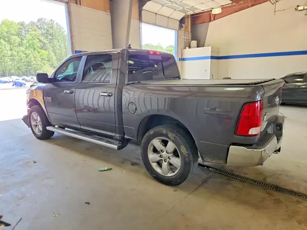 1C6RR7LT3HS666546 2017 DODGE RAM - Image 2