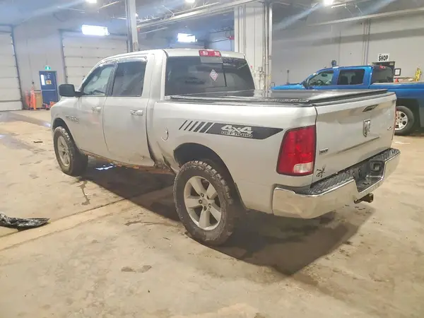 1C6RR7LT8HS782356 2017 DODGE RAM - Image 2