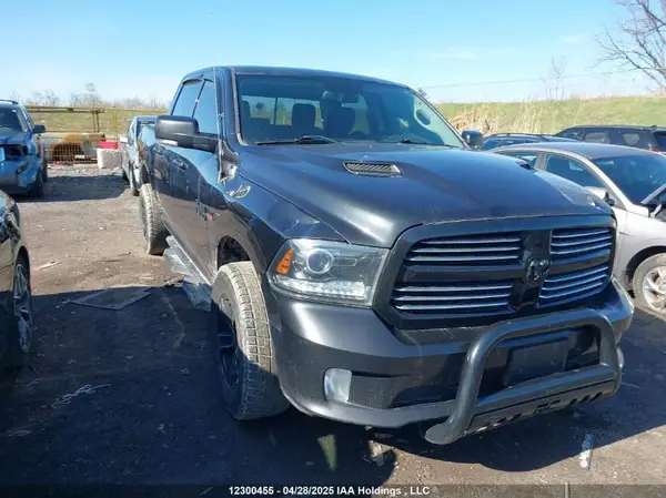 1C6RR7MT6HS525677 2017 DODGE RAM - Image 1