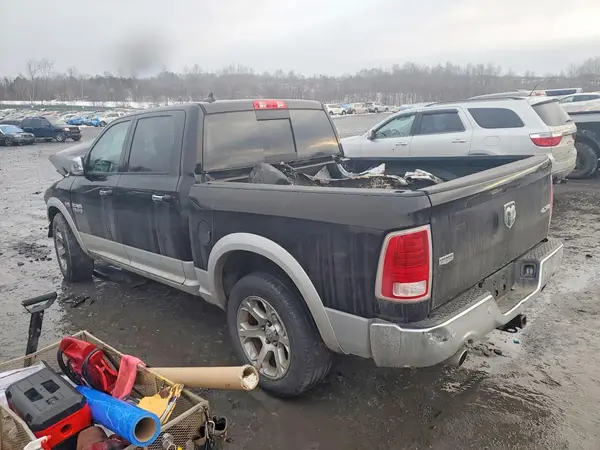 1C6RR7NT2HS852107 2017 DODGE RAM - Image 2