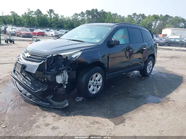 1ENKRSKD7HJ146507 2017 CHEVROLET TRAVERSE - Image 2