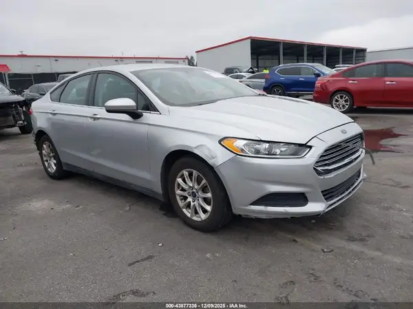 1FA6P0G70G5110896 2016 FORD FUSION - Image 1