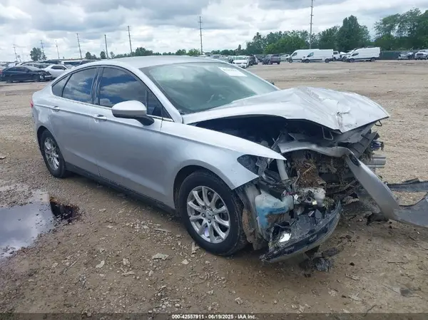 1FA6P0G76G5134880 2016 FORD FUSION - Image 1