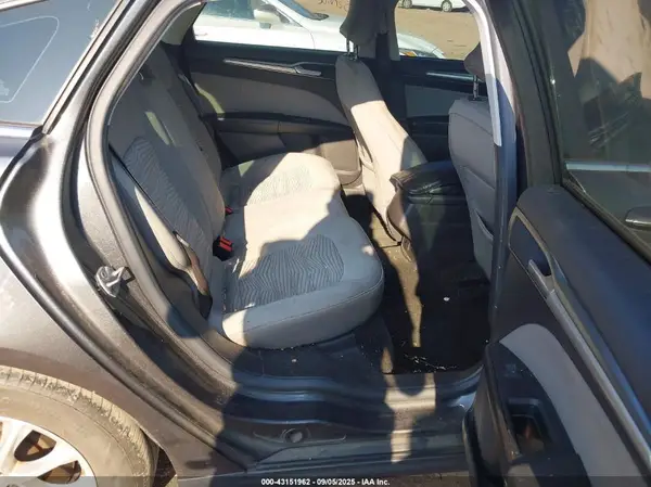 1FA6P0G77G5130174 2016 FORD FUSION - Image 8