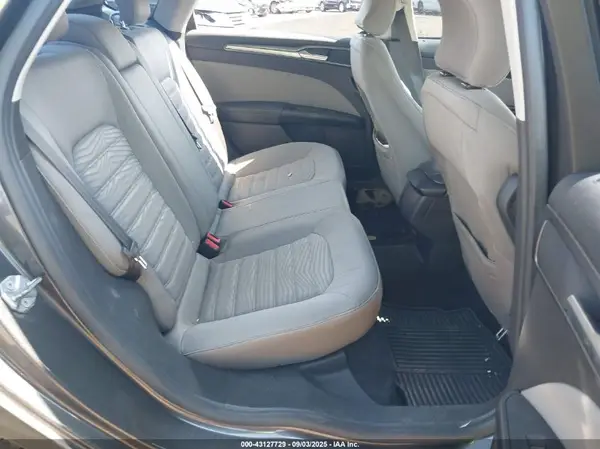 1FA6P0G78G5101797 2016 FORD FUSION - Image 8