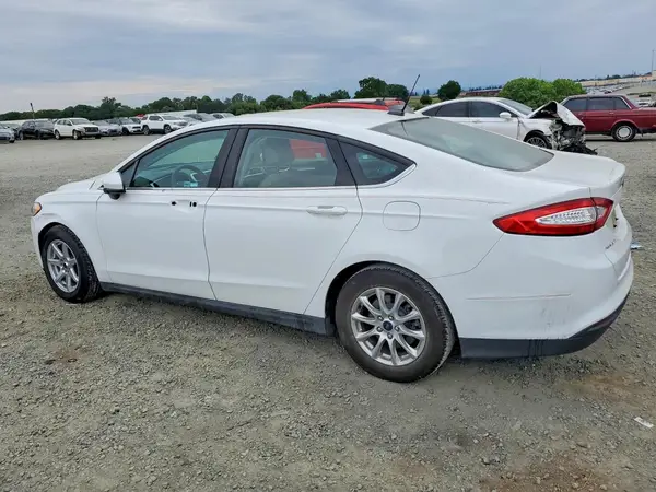 1FA6P0G7XG5100635 2016 FORD FUSION - Image 2