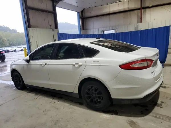 1FA6P0G7XG5118424 2016 FORD FUSION - Image 2