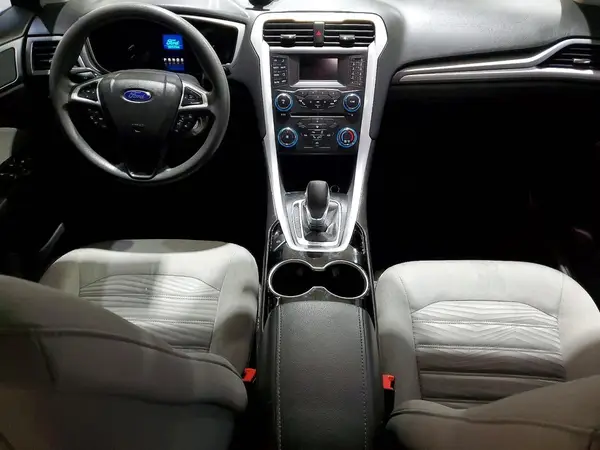 1FA6P0G7XG5123932 2016 FORD FUSION - Image 8