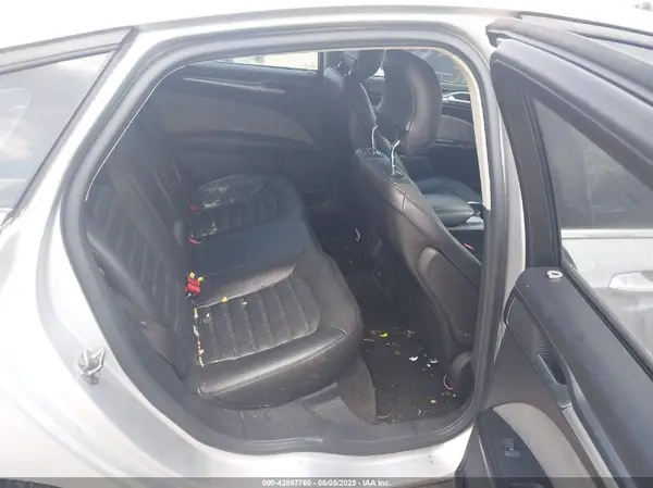 1FA6P0G7XG5126362 2016 FORD FUSION - Image 8