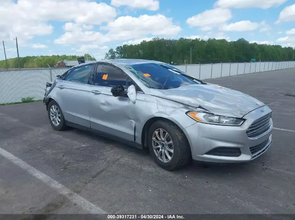 1FA6P0G7XG5129861 2016 FORD FUSION - Image 1