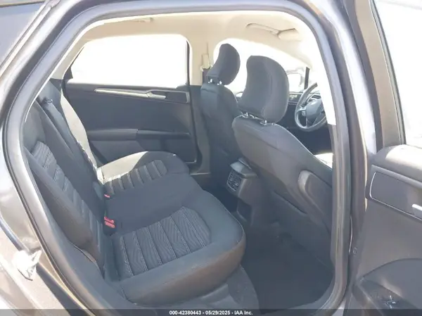 1FA6P0H70G5112744 2016 FORD FUSION - Image 8