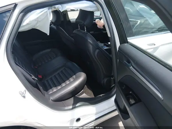 1FA6P0H70G5114526 2016 FORD FUSION - Image 8