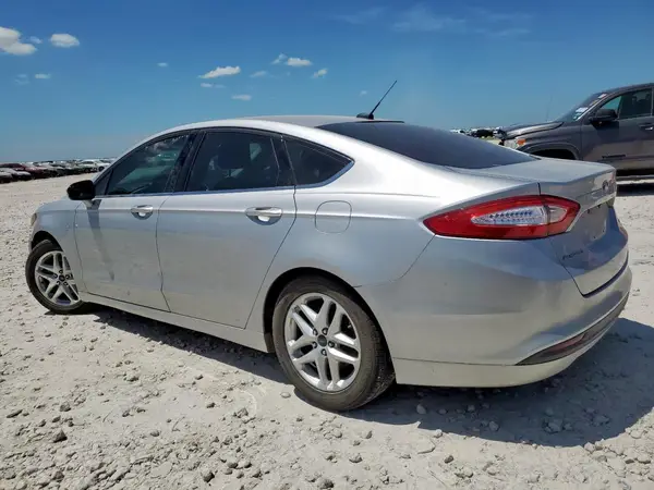 1FA6P0H70G5134596 2016 FORD FUSION - Image 2