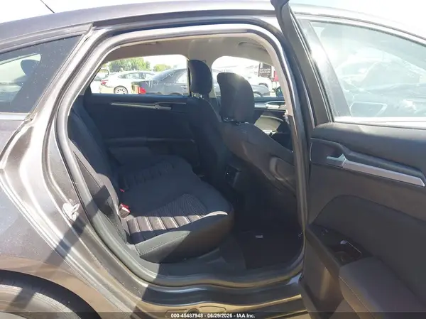 1FA6P0H71G5111666 2016 FORD FUSION - Image 8