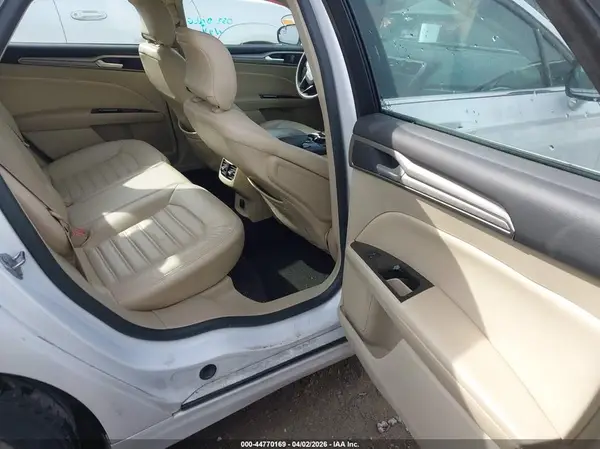 1FA6P0H71G5117208 2016 FORD FUSION - Image 8