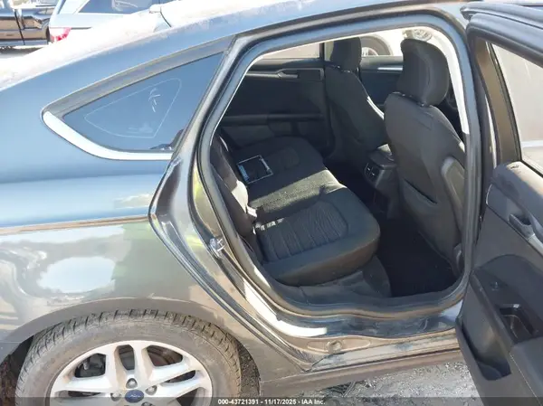 1FA6P0H72G5109683 2016 FORD FUSION - Image 8