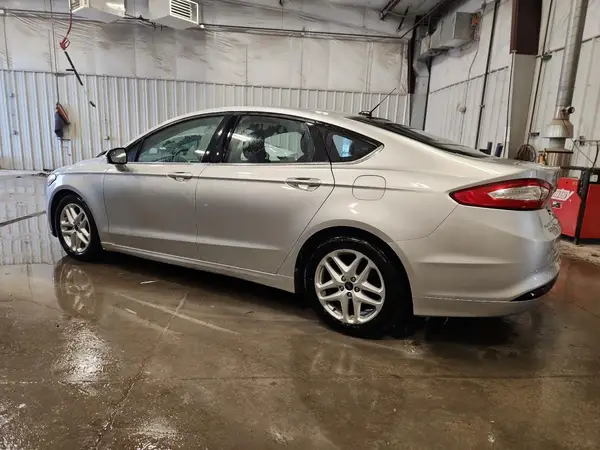 1FA6P0H72G5114768 2016 FORD FUSION - Image 2